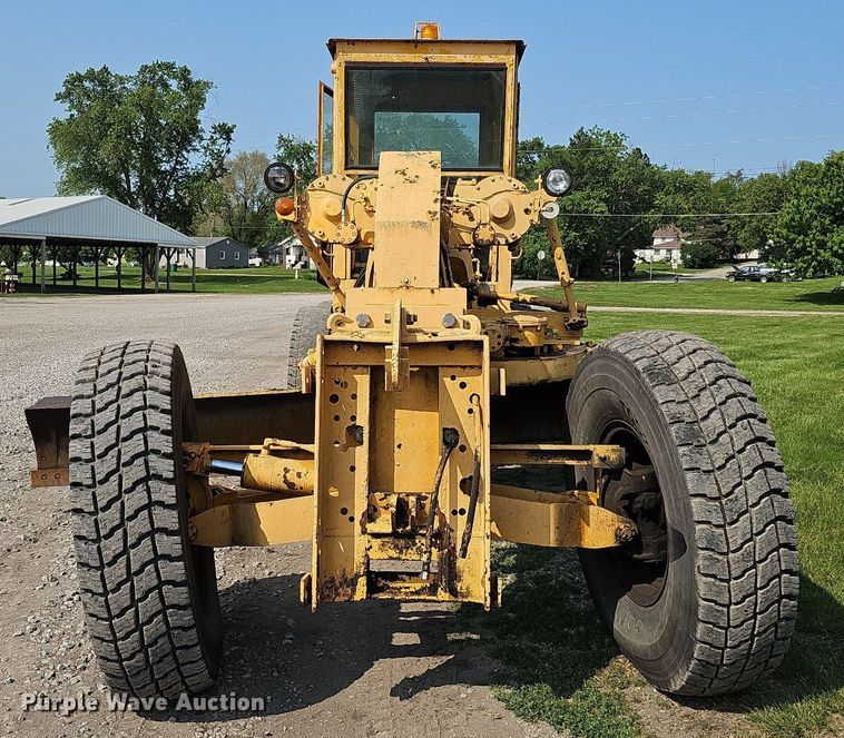 image for item DO2684 1974 Wabco 555  rigid frame motor grader