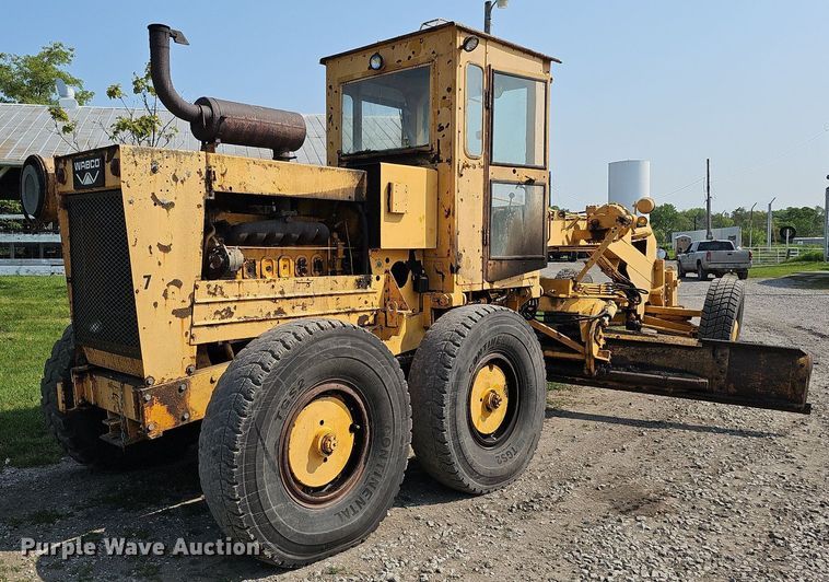 image for item DO2684 1974 Wabco 555  rigid frame motor grader