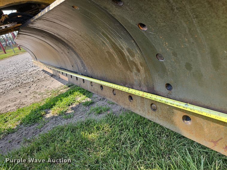 image for item DO2684 1974 Wabco 555  rigid frame motor grader