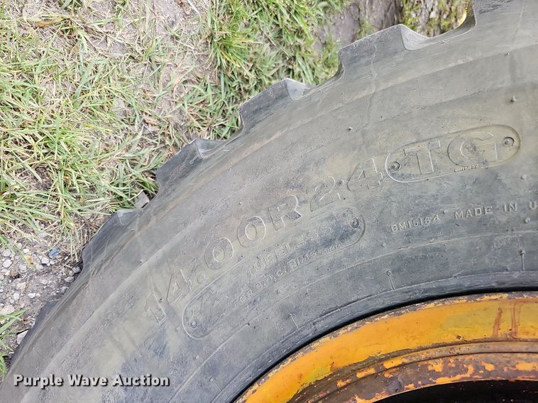 image for item DO2684 1974 Wabco 555  rigid frame motor grader