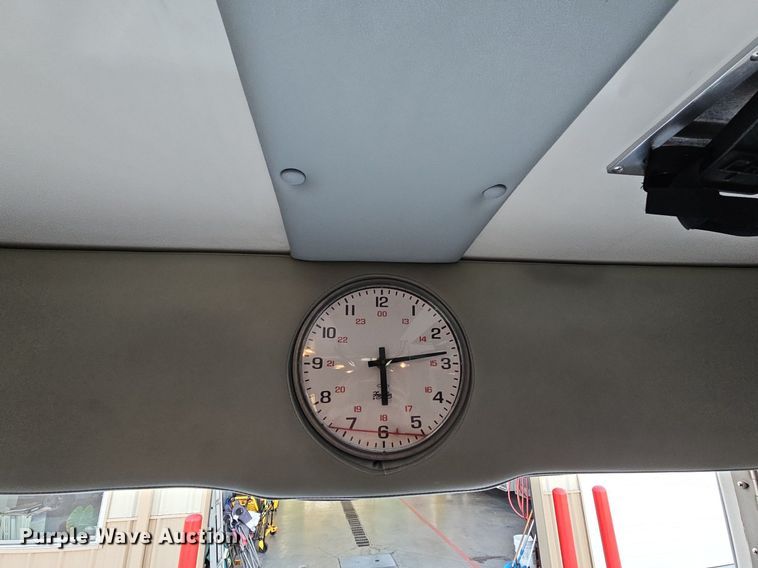 image for item DO2729 2003 Ford E450 Super Duty  ambulance