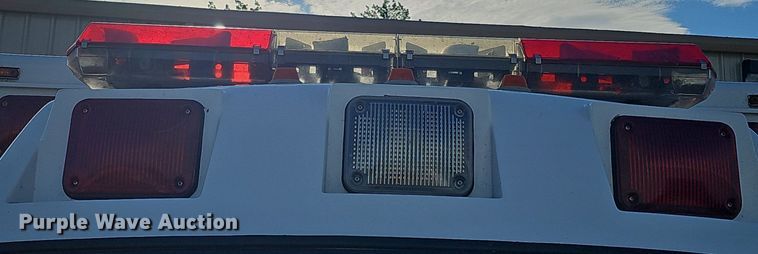 image for item DO2729 2003 Ford E450 Super Duty  ambulance