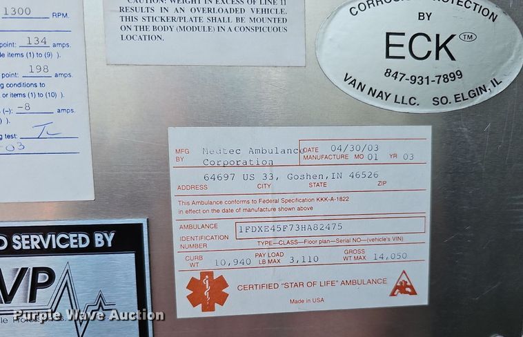 image for item DO2729 2003 Ford E450 Super Duty  ambulance