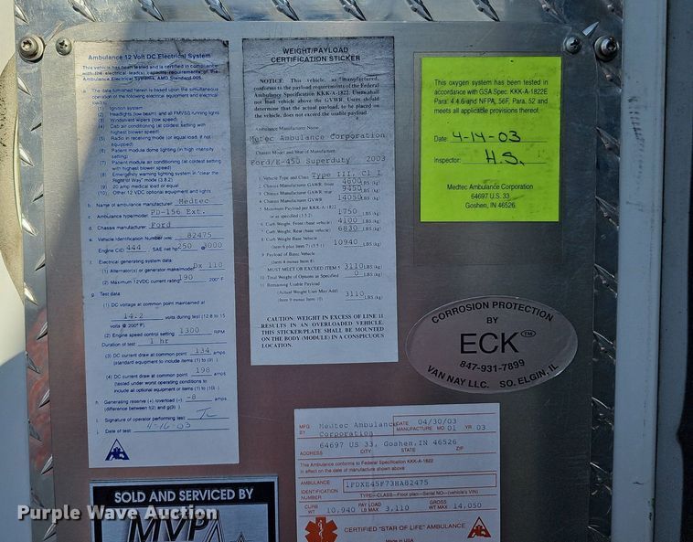image for item DO2729 2003 Ford E450 Super Duty  ambulance