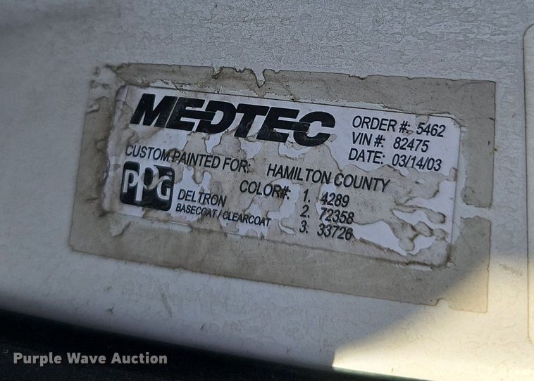 image for item DO2729 2003 Ford E450 Super Duty  ambulance