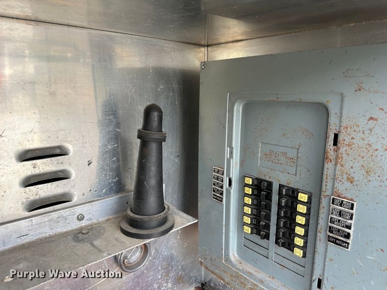 image for item DO5002 1989 Emergency One  pumper fire truck