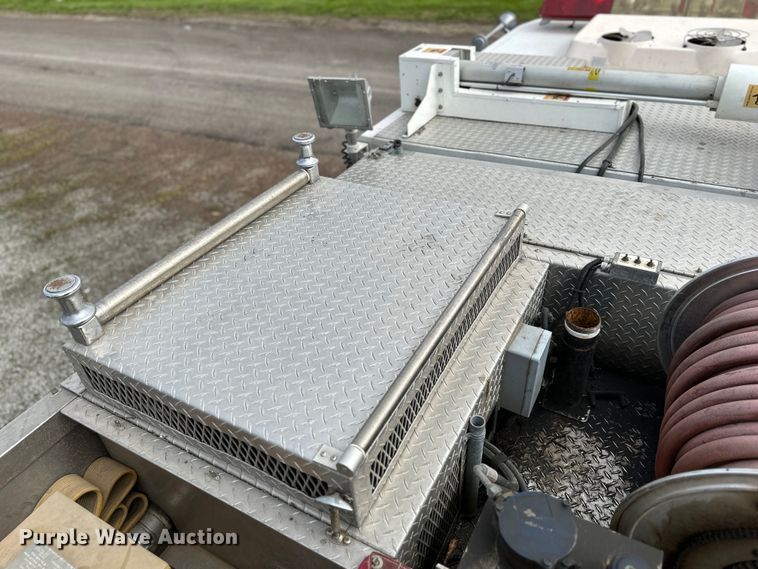 image for item DO5002 1989 Emergency One  pumper fire truck