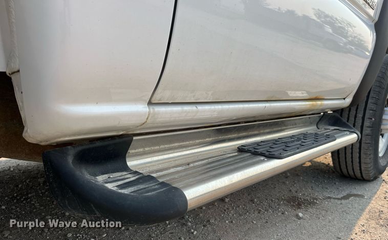 image for item DP0480 2007 Chevrolet Silverado 2500HD  utility bed pickup truck