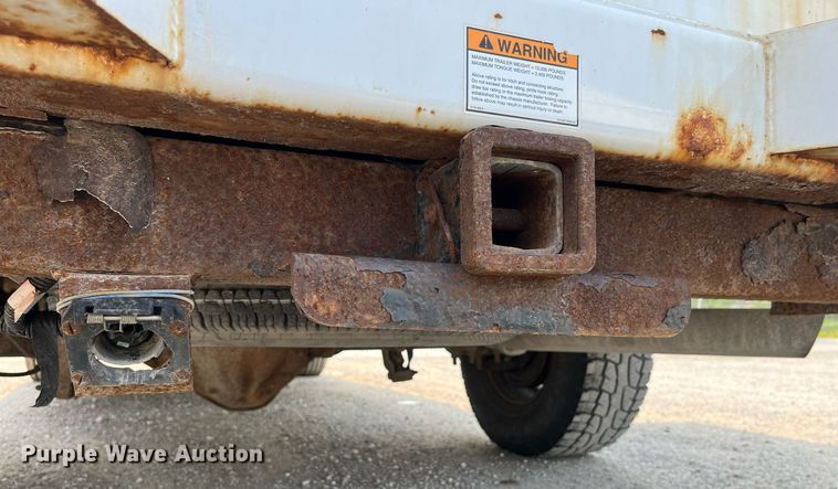 image for item DP0480 2007 Chevrolet Silverado 2500HD  utility bed pickup truck