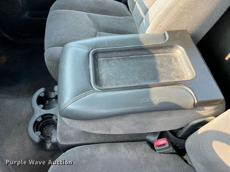 image for item DP0480 2007 Chevrolet Silverado 2500HD  utility bed pickup truck