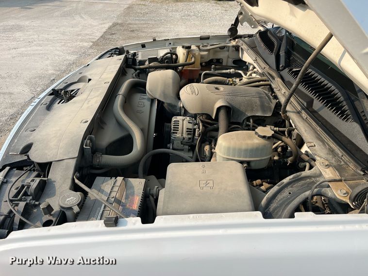 image for item DP0480 2007 Chevrolet Silverado 2500HD  utility bed pickup truck