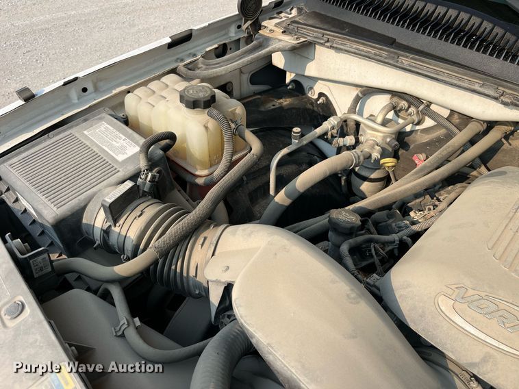 image for item DP0480 2007 Chevrolet Silverado 2500HD  utility bed pickup truck