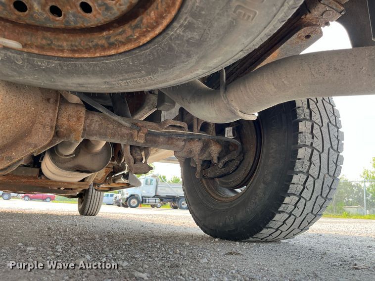 image for item DP0480 2007 Chevrolet Silverado 2500HD  utility bed pickup truck