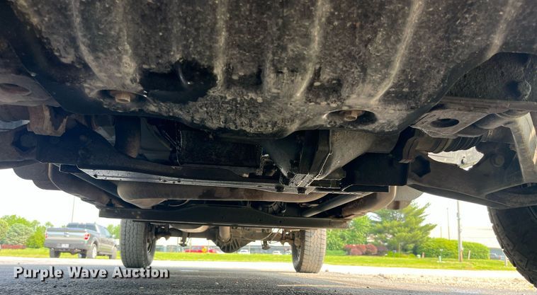 image for item DP0481 2003 Chevrolet Silverado 2500HD  utility bed pickup truck