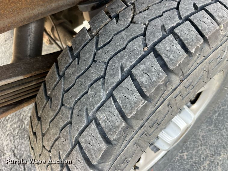 image for item DP0481 2003 Chevrolet Silverado 2500HD  utility bed pickup truck