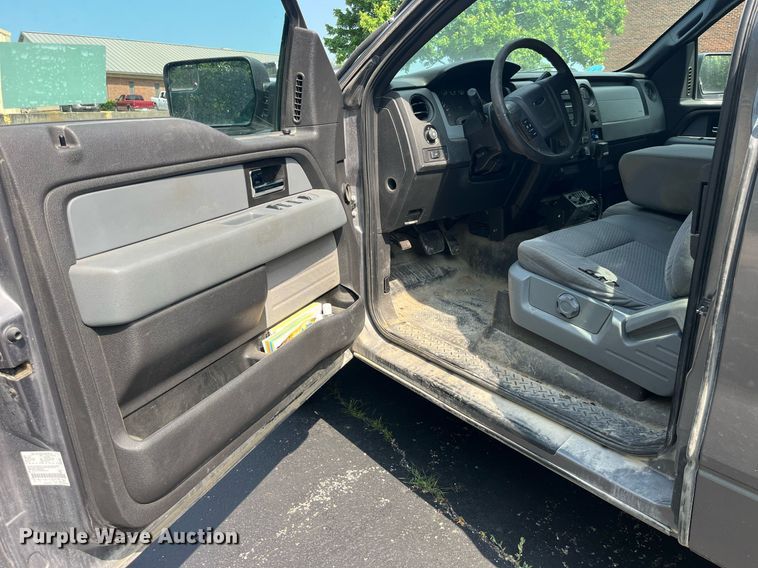 image for item DP0486 2014 Ford F150 XL  SuperCab pickup truck