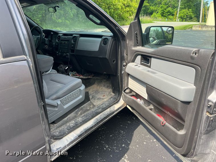 image for item DP0486 2014 Ford F150 XL  SuperCab pickup truck