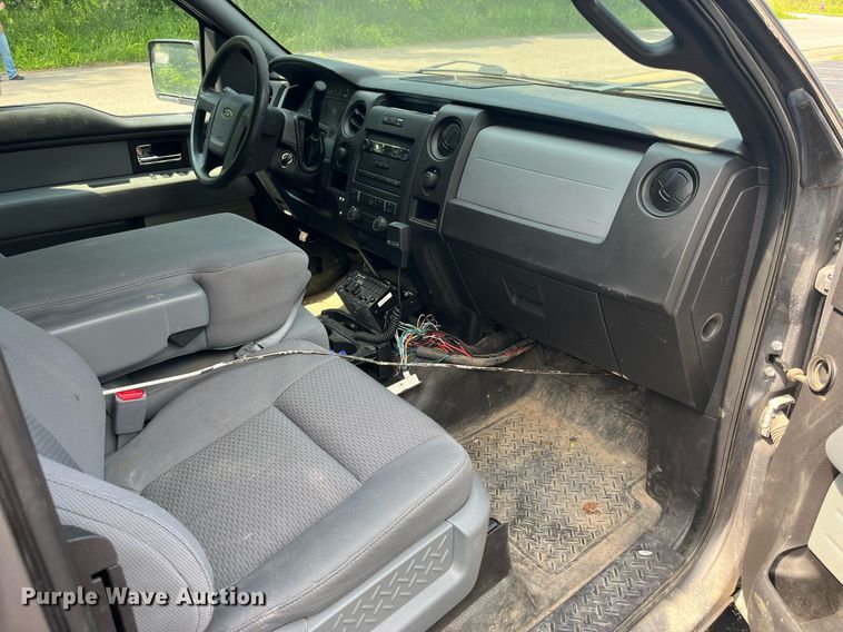 image for item DP0486 2014 Ford F150 XL  SuperCab pickup truck