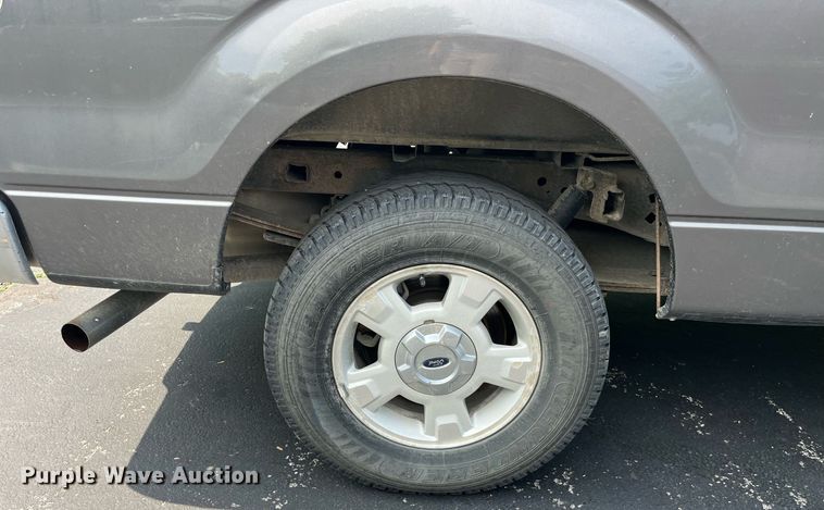 image for item DP0486 2014 Ford F150 XL  SuperCab pickup truck