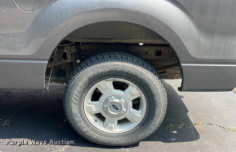 image for item DP0486 2014 Ford F150 XL  SuperCab pickup truck