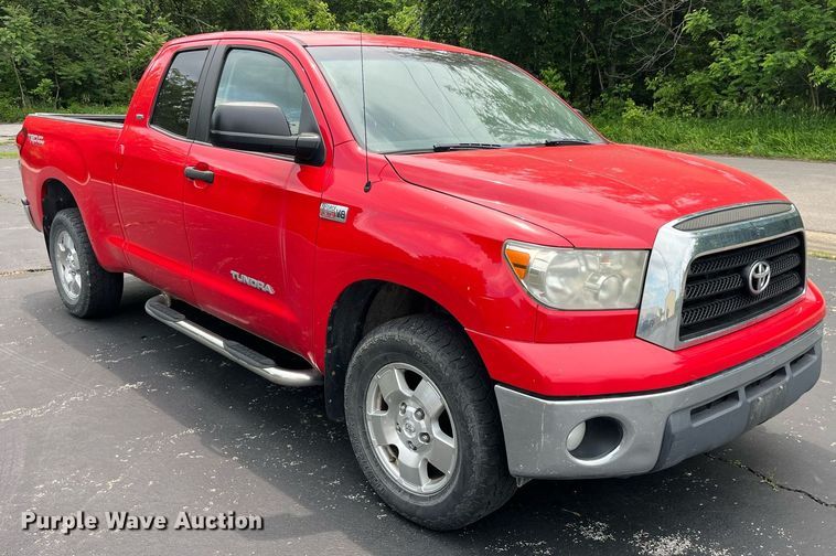 image for item DP0487 2007 Toyota Tundra  Double Cab pickup truck