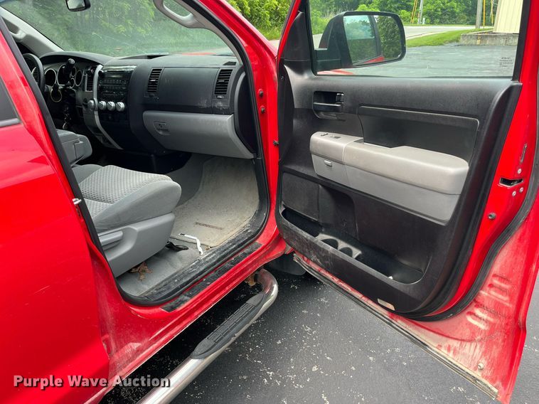 image for item DP0487 2007 Toyota Tundra  Double Cab pickup truck