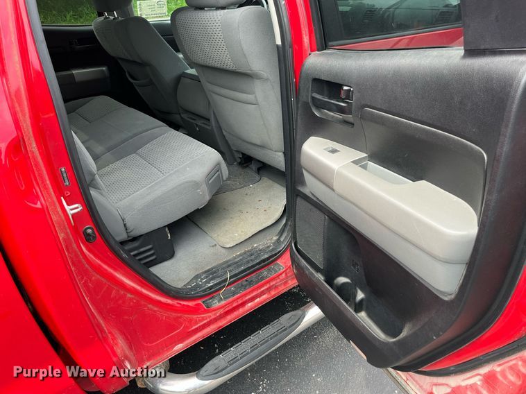 image for item DP0487 2007 Toyota Tundra  Double Cab pickup truck