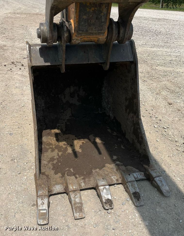 image for item DP0491 2017 Case CX210D  excavator