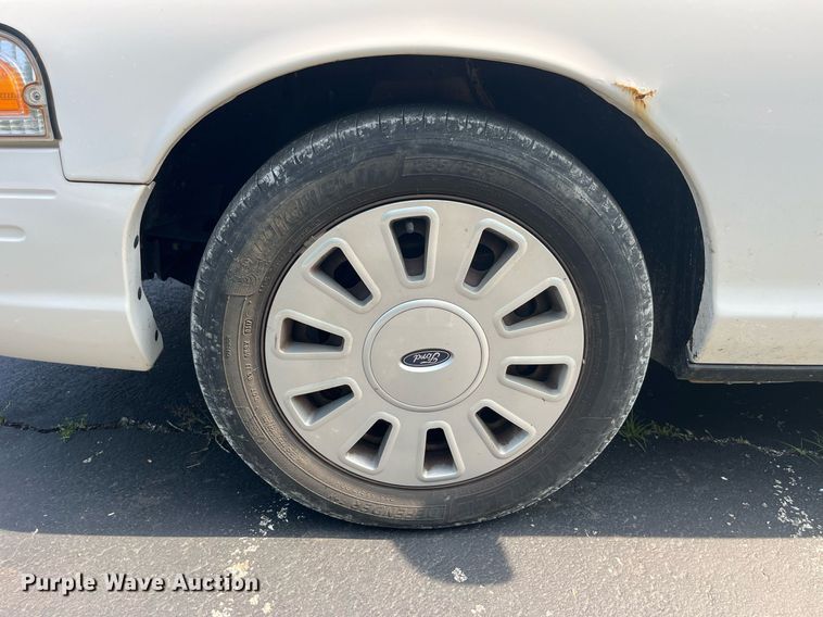 image for item DP0492 2011 Ford Crown Victoria Police Interceptor