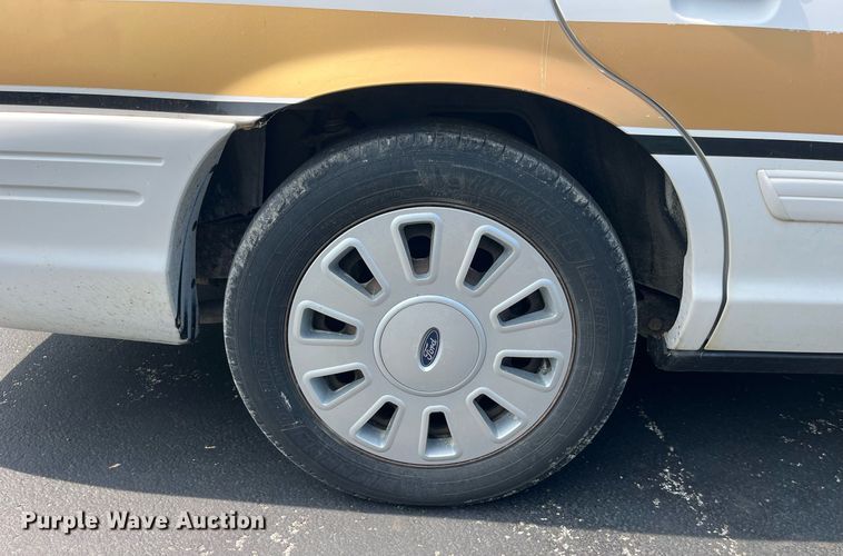 image for item DP0492 2011 Ford Crown Victoria Police Interceptor