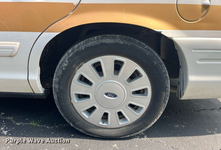 image for item DP0492 2011 Ford Crown Victoria Police Interceptor