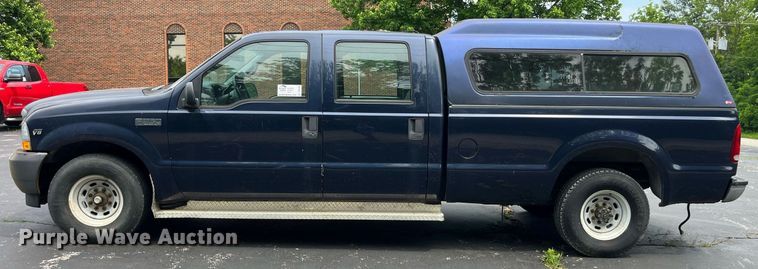 image for item DP0493 2002 Ford F350 Super Duty XL  Crew Cab pickup truck