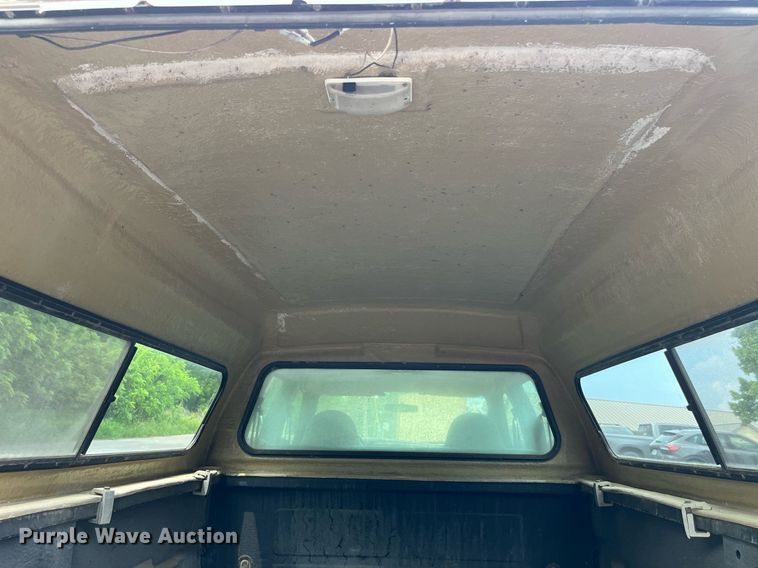 image for item DP0493 2002 Ford F350 Super Duty XL  Crew Cab pickup truck