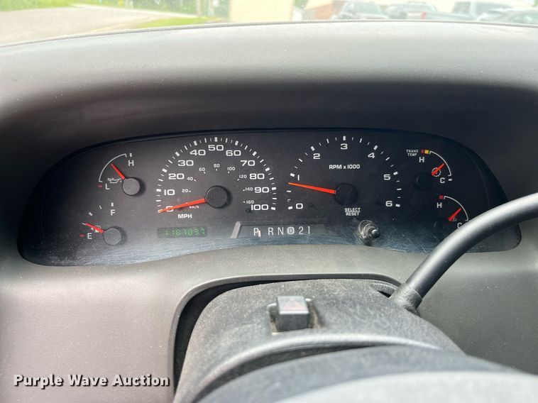 image for item DP0493 2002 Ford F350 Super Duty XL  Crew Cab pickup truck