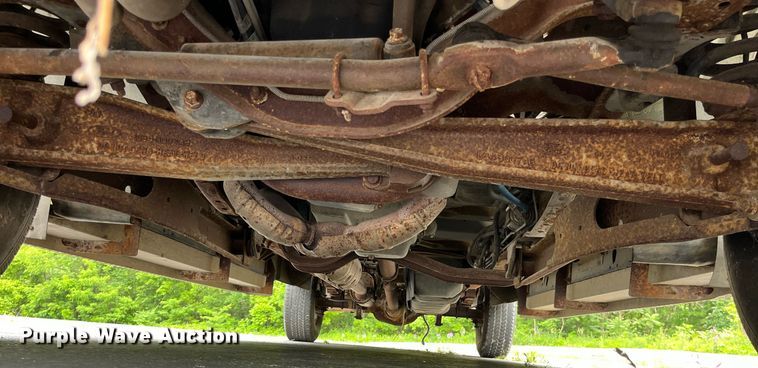 image for item DP0493 2002 Ford F350 Super Duty XL  Crew Cab pickup truck