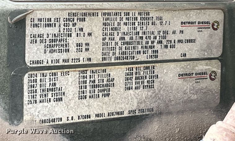 image for item DP0494 2000 Volvo VNM  semi truck