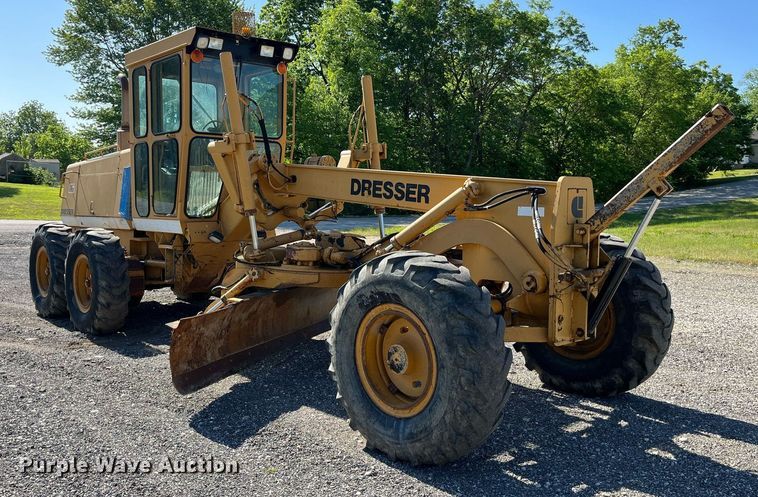 image for item DP0495 1992 Dresser 850  motor grader