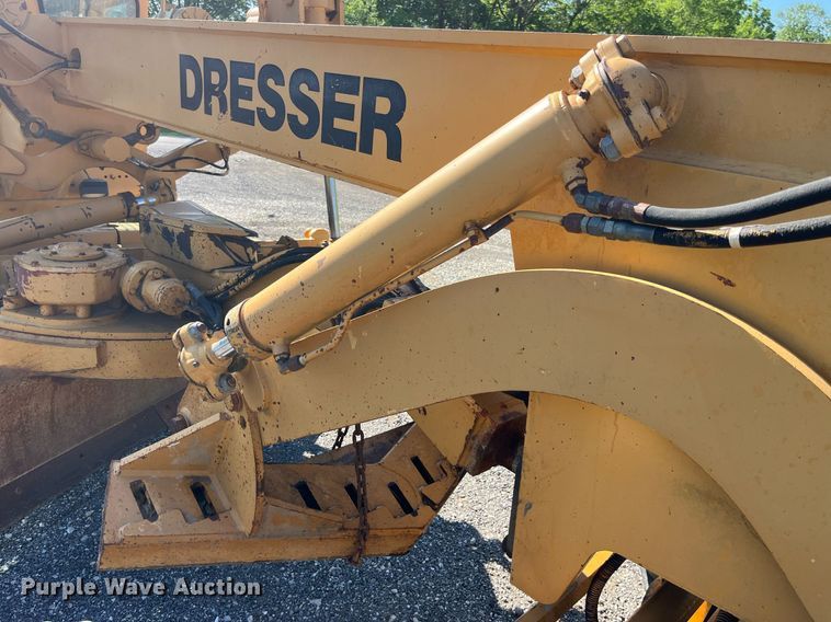 image for item DP0495 1992 Dresser 850  motor grader
