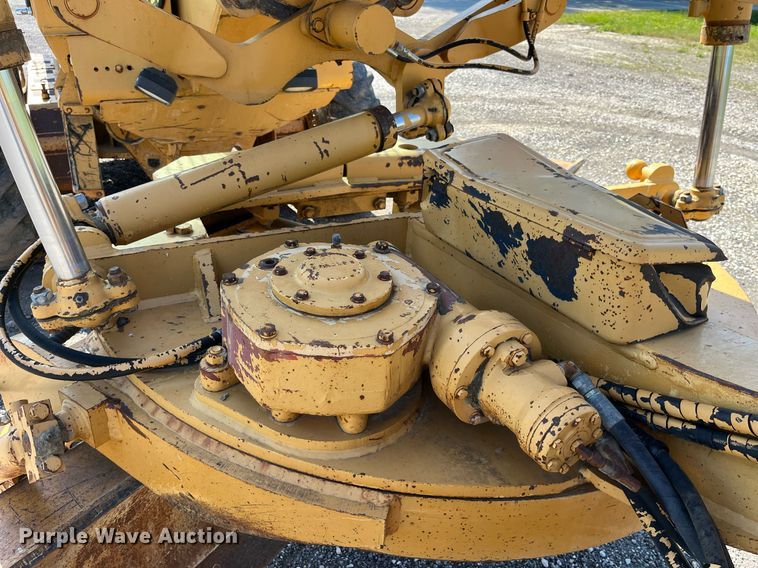 image for item DP0495 1992 Dresser 850  motor grader