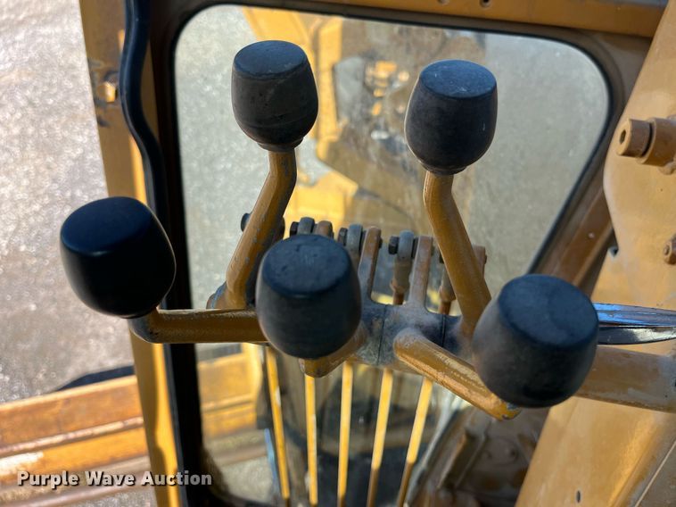 image for item DP0495 1992 Dresser 850  motor grader