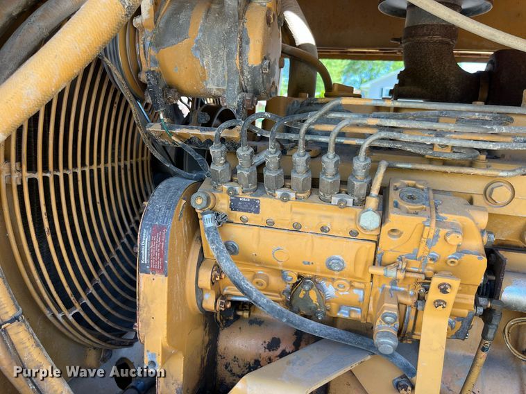 image for item DP0495 1992 Dresser 850  motor grader