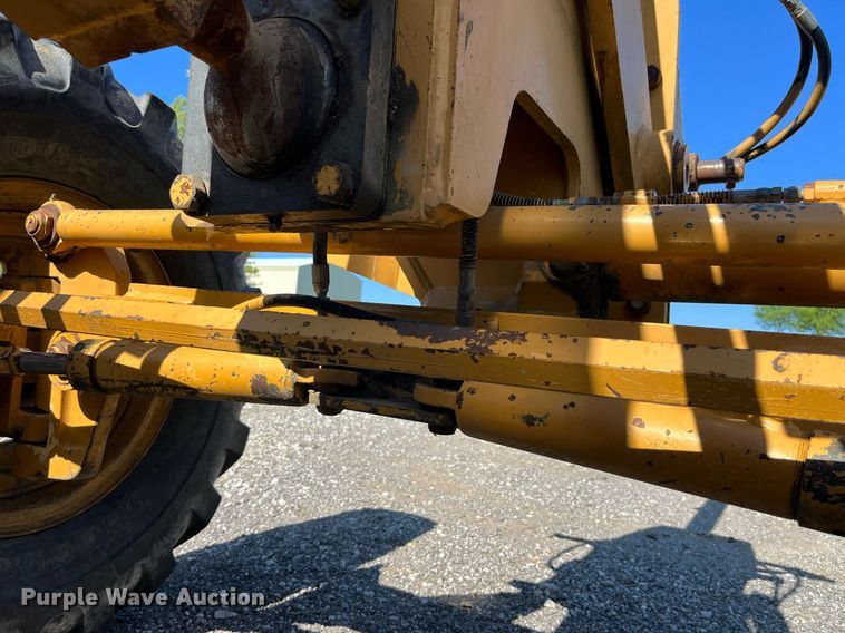 image for item DP0495 1992 Dresser 850  motor grader