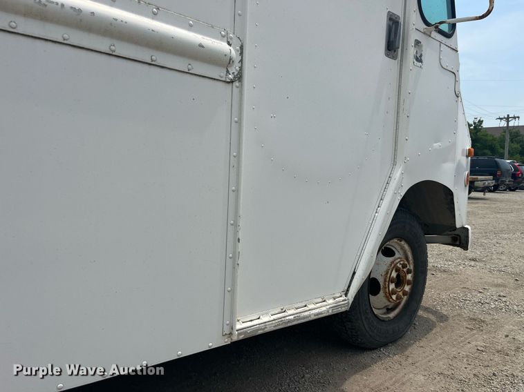 image for item DP0499 1990 Chevrolet P30  delivery van