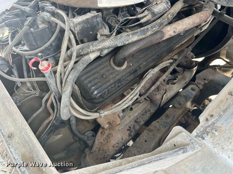 image for item DP0499 1990 Chevrolet P30  delivery van