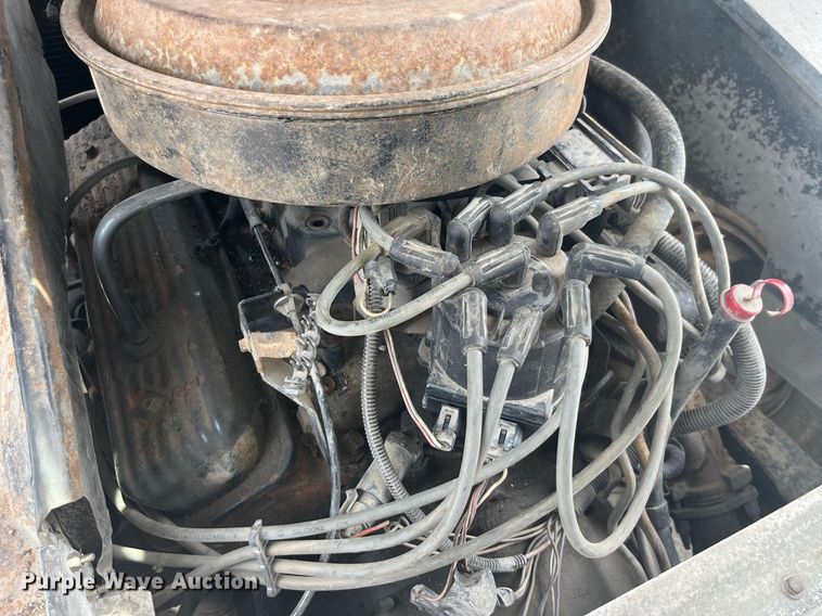 image for item DP0499 1990 Chevrolet P30  delivery van