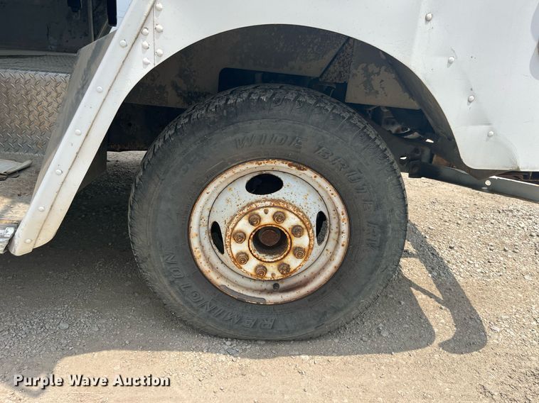 image for item DP0499 1990 Chevrolet P30  delivery van