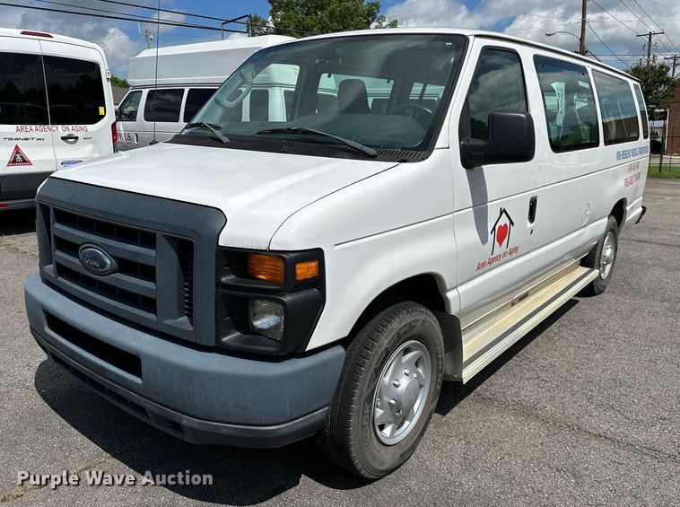 image for item DP3110 2013 Ford E350 Super Duty  van