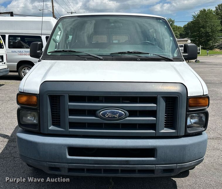 image for item DP3110 2013 Ford E350 Super Duty  van