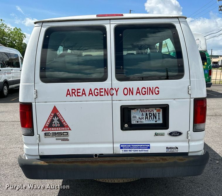 image for item DP3110 2013 Ford E350 Super Duty  van