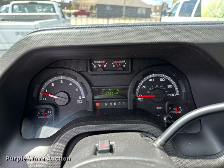 image for item DP3110 2013 Ford E350 Super Duty  van